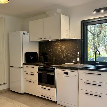 Annexe Indépendante Avec Jolie Vue *